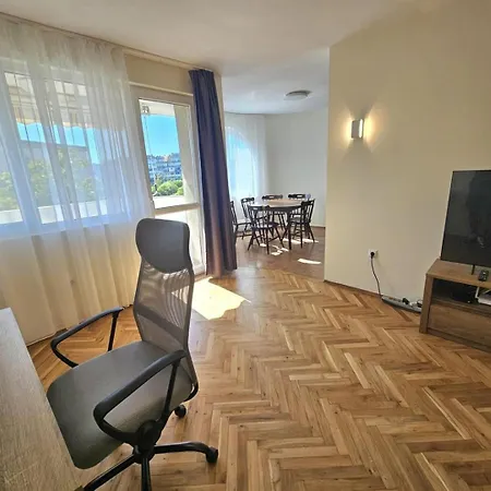 Grand Oborishte Varna